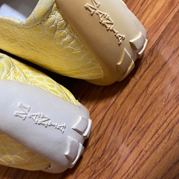 Yellow flat - Picture 7 of 8